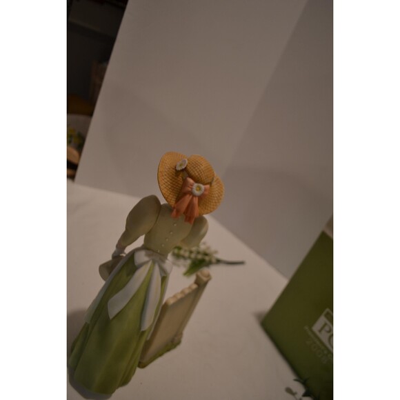 Avon Mrs. Albees Presidents Club Gift Rare and Beautiful 08 - Picture 7 of 7